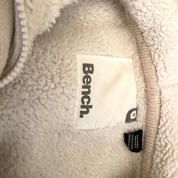 SOLD*****BENCH Warm Cream Toggle Coat - Picture 12 of 12